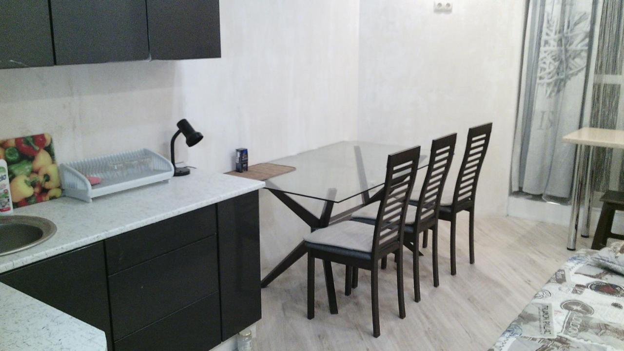 Loft Apartment: Central Odessa Near Station Exterior photo